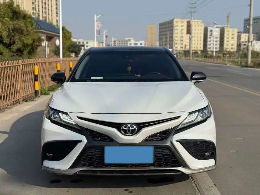 2022 Toyota Camry 2.0L 178HP L4 CVT,autocango,china used car exporter,china ev exporter,chinese used car exporter,chinese used ev exporter