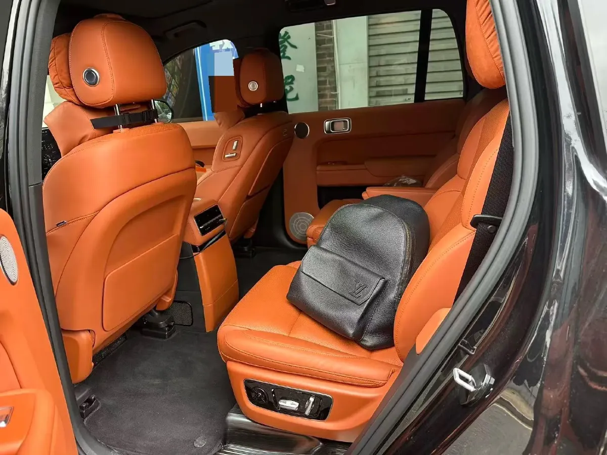 2022 Li L9 Range Extended 154HP REEV 42.6KWH,autocango,china used car exporter,china ev exporter,chinese used car exporter,chinese used ev exporter