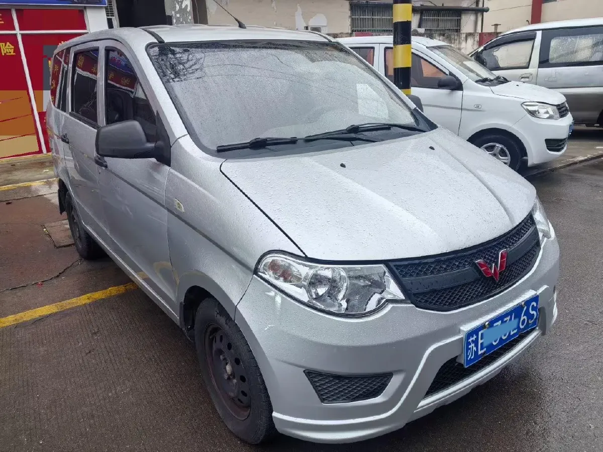 2015 WuLing HongGuang 1.5L 112HP L4 5MT,autocango,china used car exporter,china ev exporter,chinese used car exporter,chinese used ev exporter