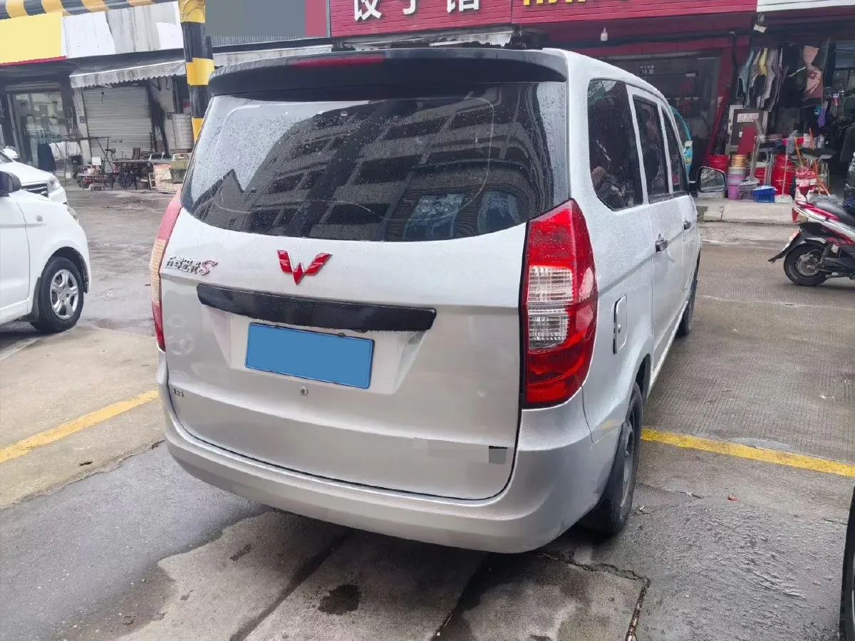 2015 WuLing HongGuang 1.5L 112HP L4 5MT,autocango,china used car exporter,china ev exporter,chinese used car exporter,chinese used ev exporter