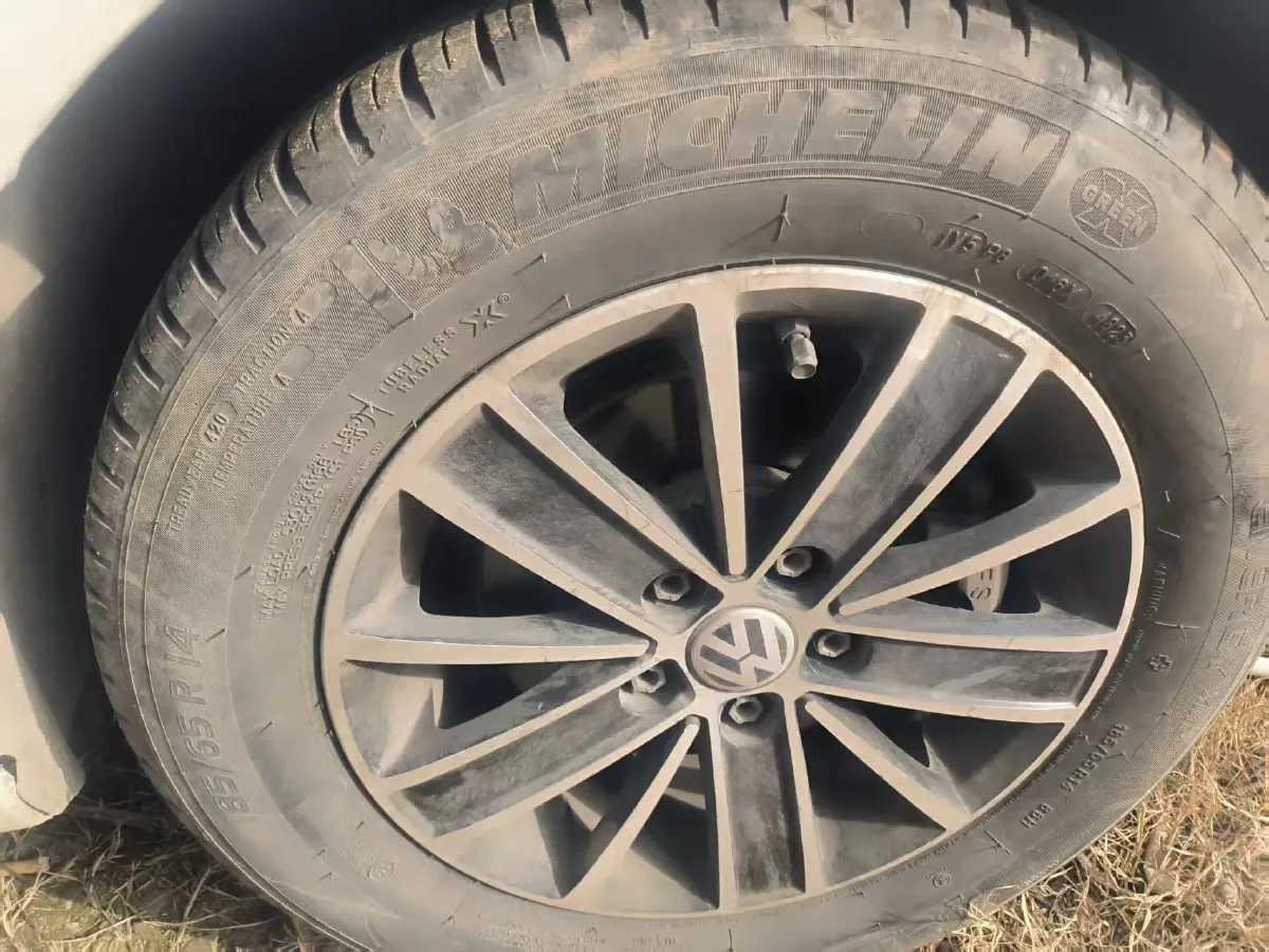 2016 Volkswagen Polo 1.4L 90HP L4 5MT,autocango,china used car exporter,china ev exporter,chinese used car exporter,chinese used ev exporter