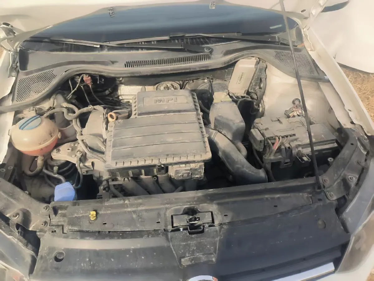 2016 Volkswagen Polo 1.4L 90HP L4 5MT,autocango,china used car exporter,china ev exporter,chinese used car exporter,chinese used ev exporter