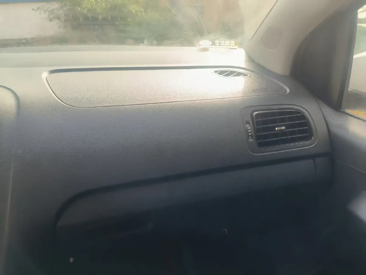 2016 Volkswagen Polo 1.4L 90HP L4 5MT,autocango,china used car exporter,china ev exporter,chinese used car exporter,chinese used ev exporter