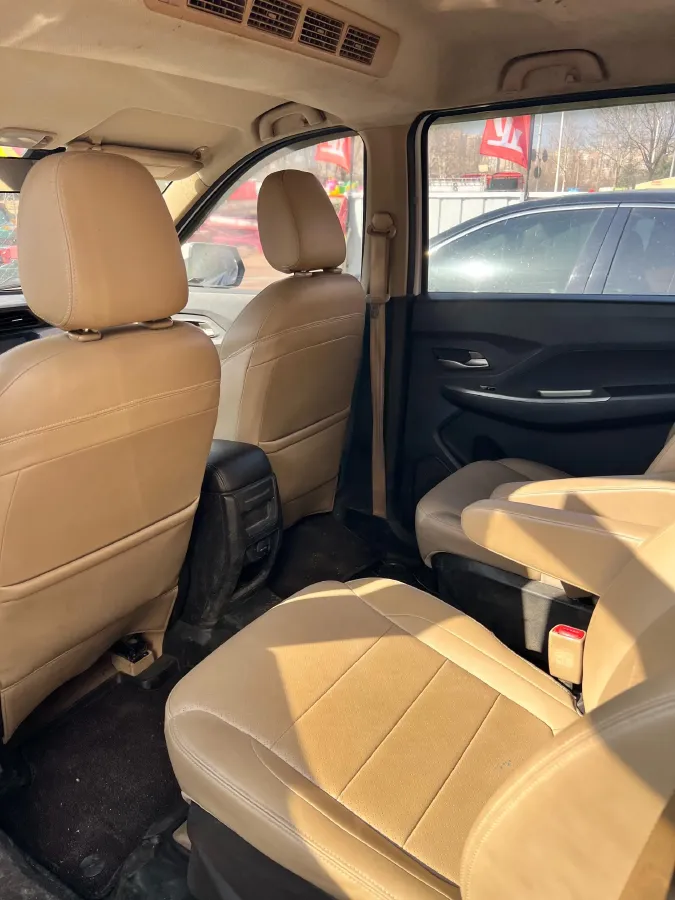 2019 WuLing HongGuang 1.5L 99HP L4 6MT,autocango,china used car exporter,china ev exporter,chinese used car exporter,chinese used ev exporter