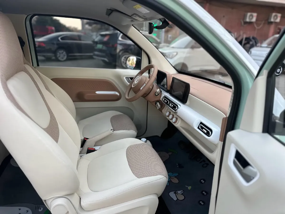 2024 WuLing HongGuang MINI EV BEV 17.3KWH,autocango,china used car exporter,china ev exporter,chinese used car exporter,chinese used ev exporter