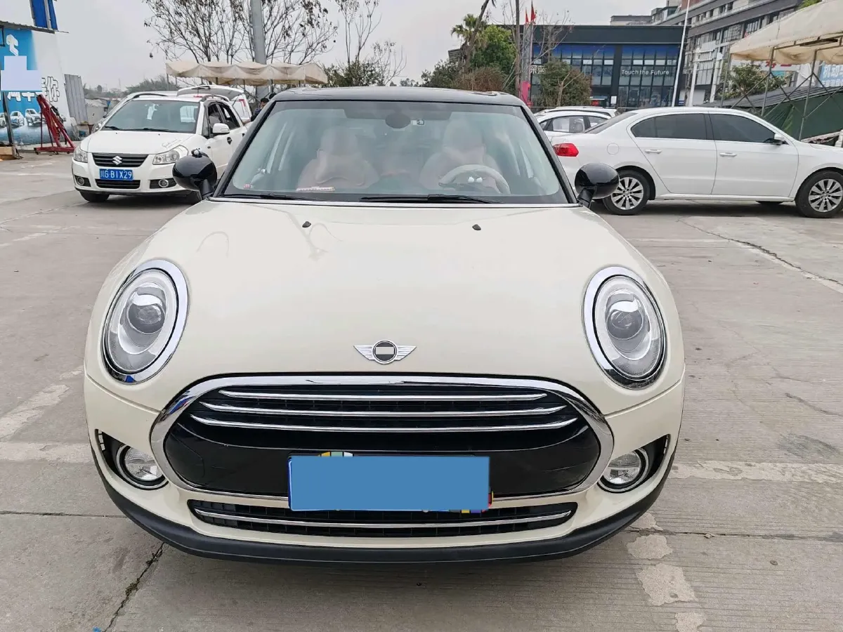2016 MINI CLUBMAN 1.5T 136HP L3 6AT,autocango,china used car exporter,china ev exporter,chinese used car exporter,chinese used ev exporter