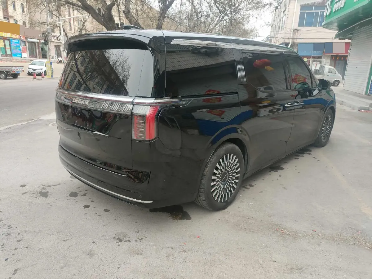 2022 Zeekr 009 BEV 116KWH,autocango,china used car exporter,china ev exporter,chinese used car exporter,chinese used ev exporter