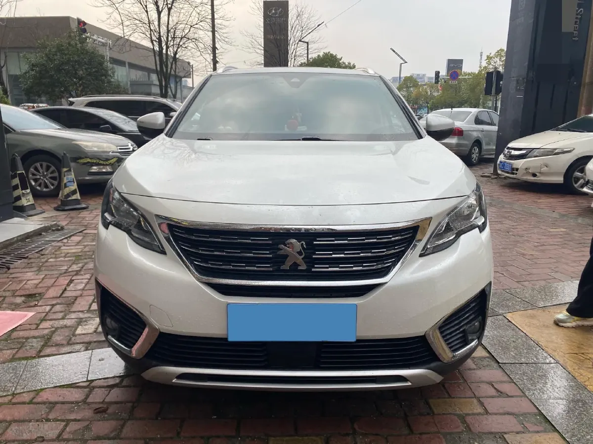 2019 Peugeot 5008 1.6T 167HP L4 6AT,autocango,china used car exporter,china ev exporter,chinese used car exporter,chinese used ev exporter