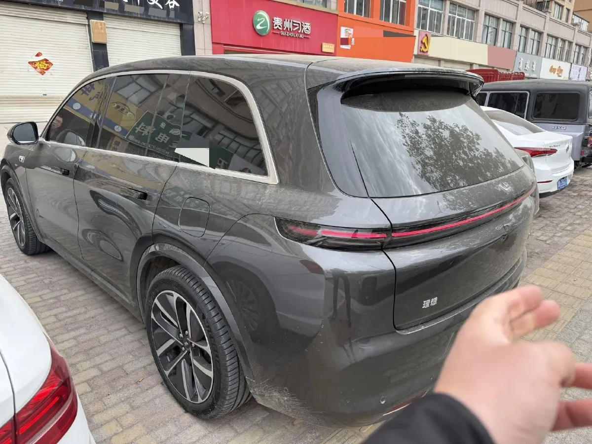 2024 Toyota Granvia 2.5L 189HP L4 E-CVT Hybrid,autocango,china used car exporter,china ev exporter,chinese used car exporter,chinese used ev exporter