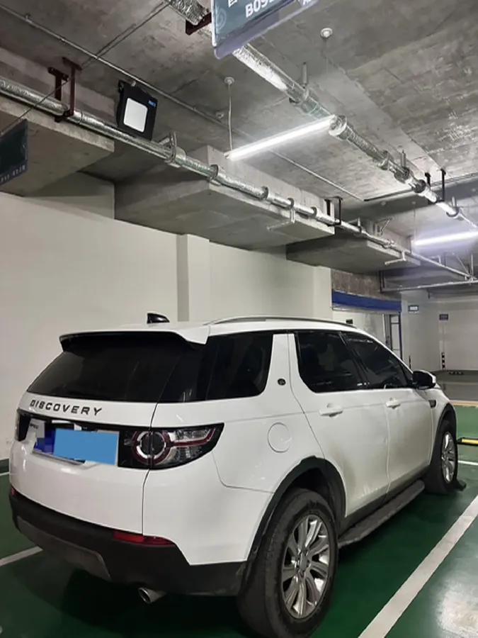 2019 Land Rover Discovery Sport 2.0T 241HP L4 9AT,autocango,china used car exporter,china ev exporter,chinese used car exporter,chinese used ev exporter