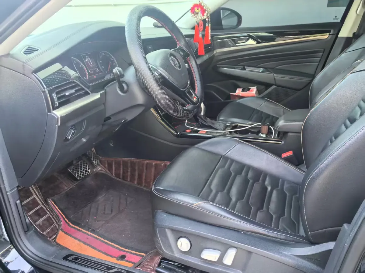 2019 Skoda Kodiak 2.0T 186HP L4 7DCT,autocango,china used car exporter,china ev exporter,chinese used car exporter,chinese used ev exporter