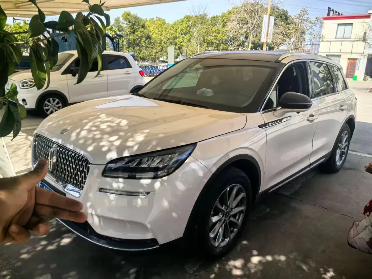 2021 Lincoln Corsair 2.0T 245HP L4 8AT,autocango,china used car exporter,china ev exporter,chinese used car exporter,chinese used ev exporter
