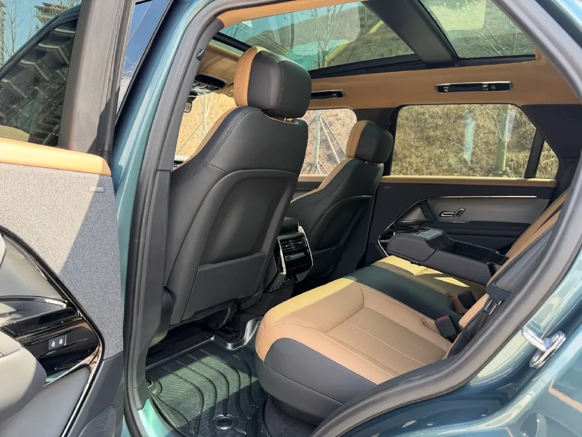 2023 Land Rover Range Rover Sport 3.0T 400HP L6 8AT,autocango,china used car exporter,china ev exporter,chinese used car exporter,chinese used ev exporter