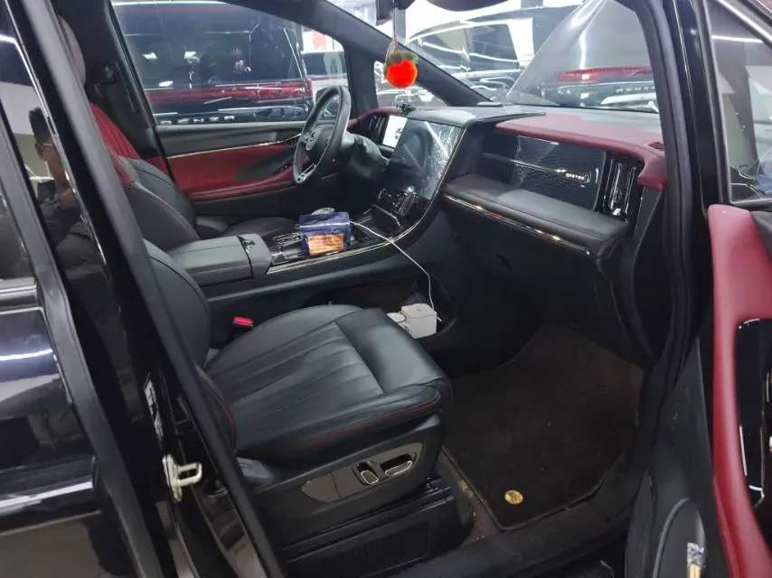 2023 GAC Trumpchi M8 2.0T 190HP L4 E-CVT Hybrid,autocango,china used car exporter,china ev exporter,chinese used car exporter,chinese used ev exporter