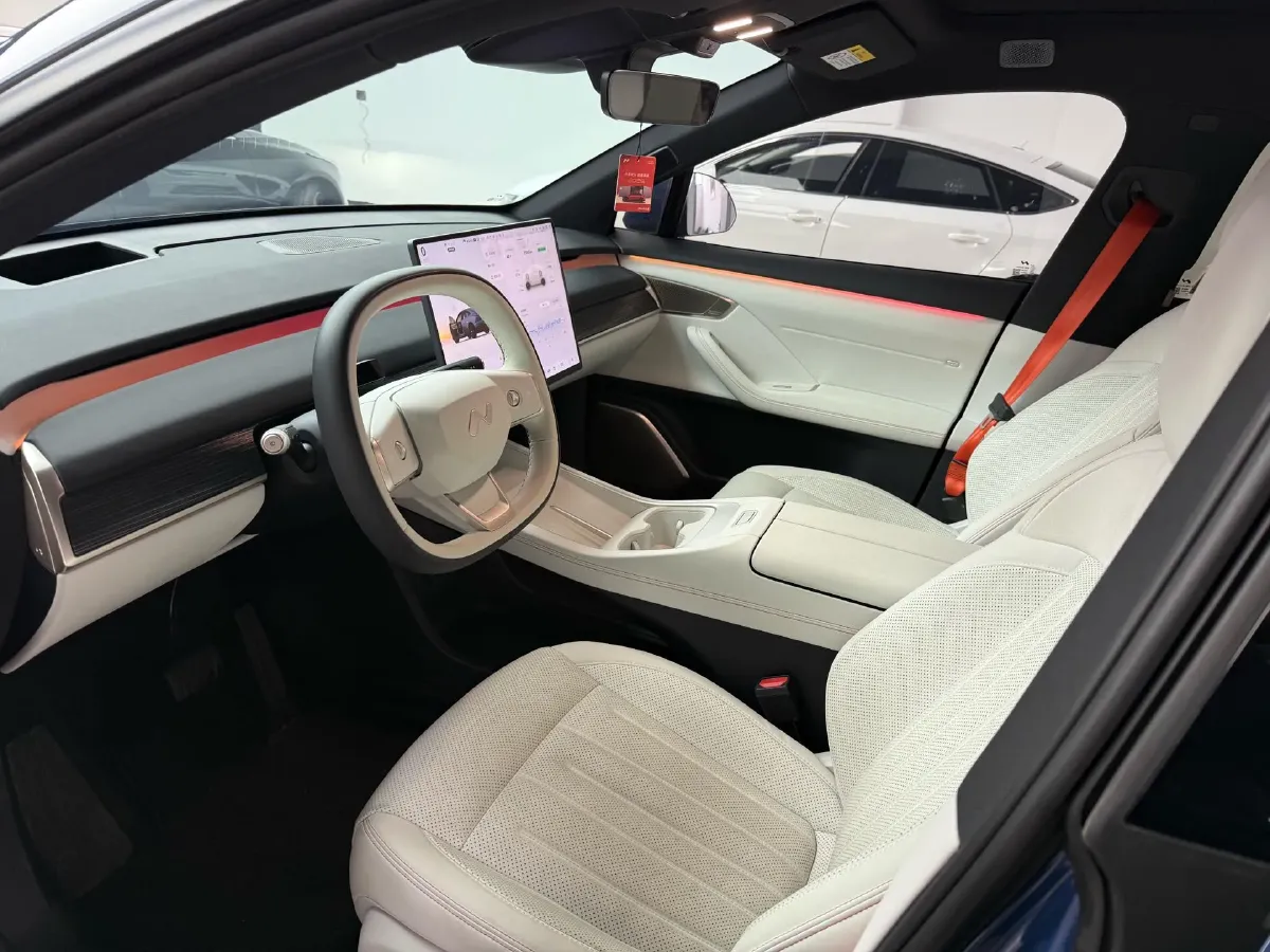 2024 ONVO L60 BEV 60KWH,autocango,china used car exporter,china ev exporter,chinese used car exporter,chinese used ev exporter