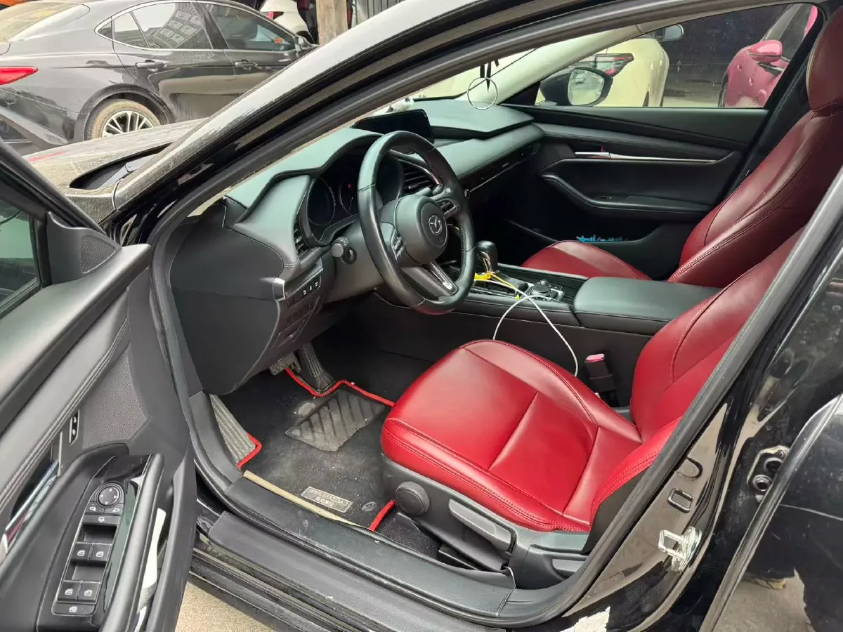 2021 Mazda 3 Axela 2.0L 158HP L4 6AT,autocango,china used car exporter,china ev exporter,chinese used car exporter,chinese used ev exporter