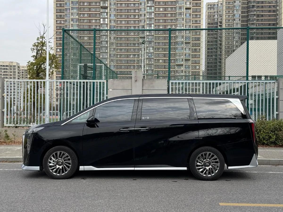 2024 GAC Trumpchi M8 2.0T 252HP L4 8AT,autocango,china used car exporter,china ev exporter,chinese used car exporter,chinese used ev exporter