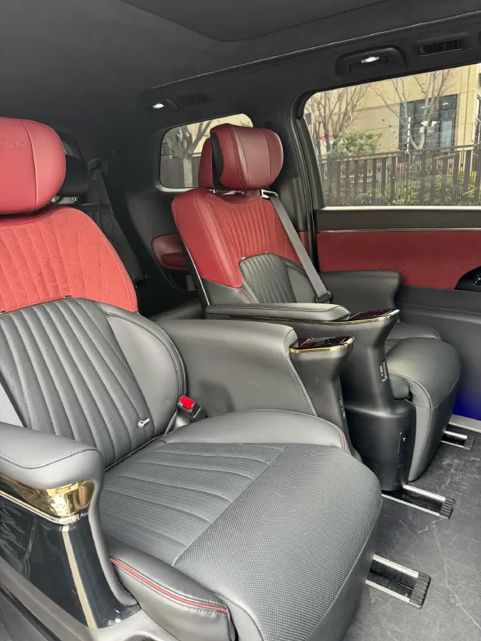 2024 GAC Trumpchi M8 2.0T 252HP L4 8AT,autocango,china used car exporter,china ev exporter,chinese used car exporter,chinese used ev exporter