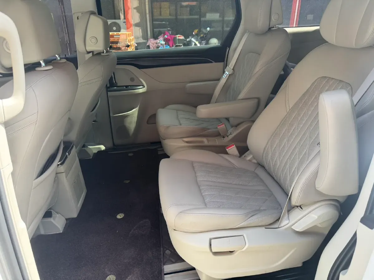 2018 Buick GL8 2.0T 260HP L4 6AT,autocango,china used car exporter,china ev exporter,chinese used car exporter,chinese used ev exporter