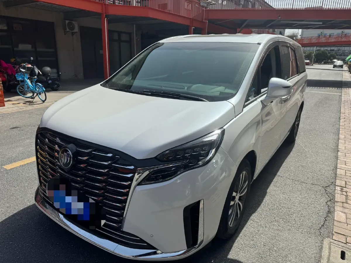 2018 Buick GL8 2.0T 260HP L4 6AT,autocango,china used car exporter,china ev exporter,chinese used car exporter,chinese used ev exporter