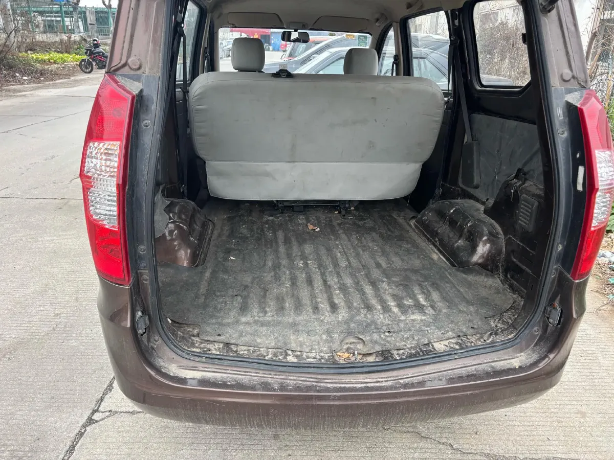 2018 WuLing HongGuang 1.2L 82HP L4 5MT,autocango,china used car exporter,china ev exporter,chinese used car exporter,chinese used ev exporter