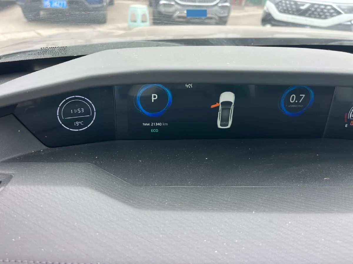 2022 ChangAn UNI-V 1.5T 188HP L4 7DCT,autocango,china used car exporter,china ev exporter,chinese used car exporter,chinese used ev exporter