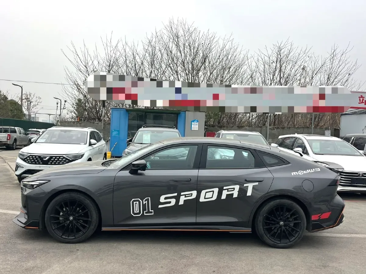 2022 ChangAn UNI-V 1.5T 188HP L4 7DCT,autocango,china used car exporter,china ev exporter,chinese used car exporter,chinese used ev exporter