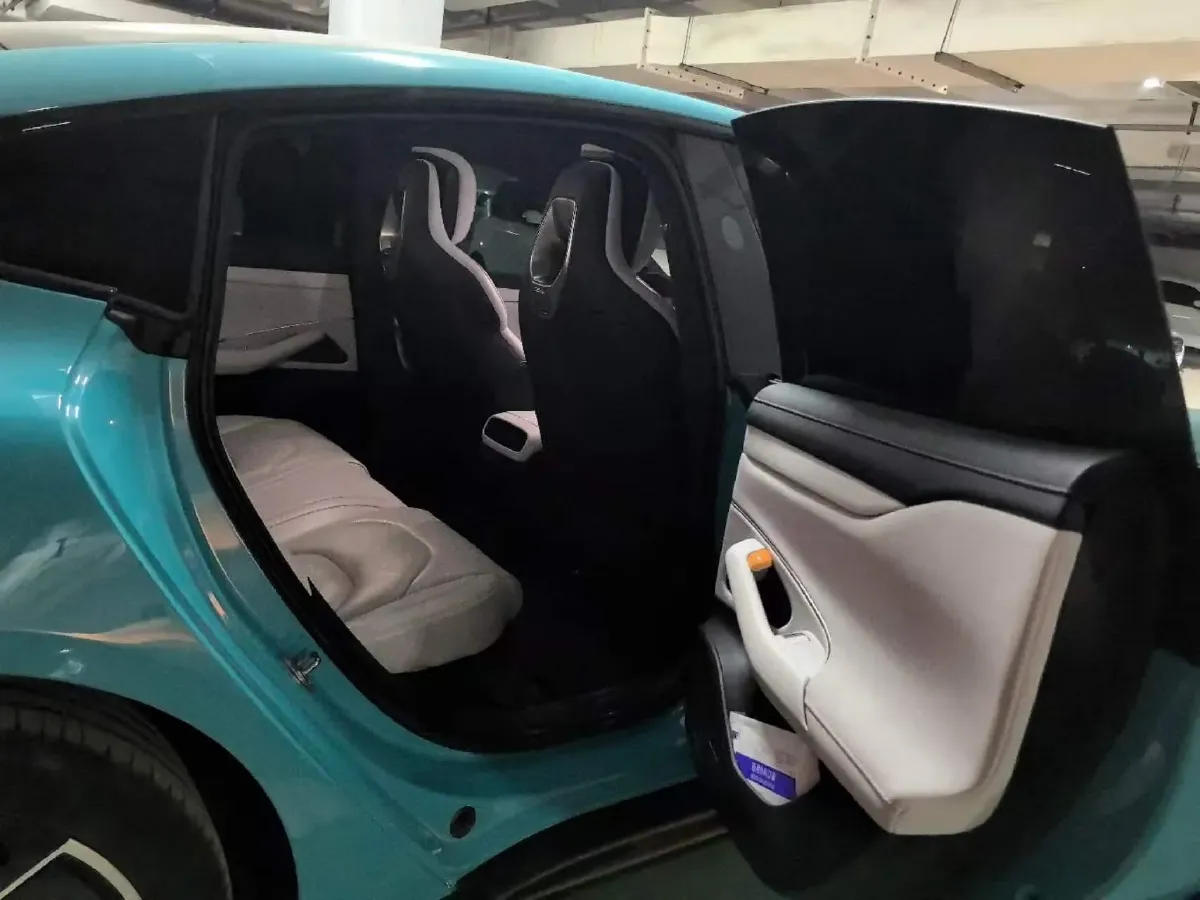 2024 MI SU7 BEV 94.3KWH,autocango,china used car exporter,china ev exporter,chinese used car exporter,chinese used ev exporter