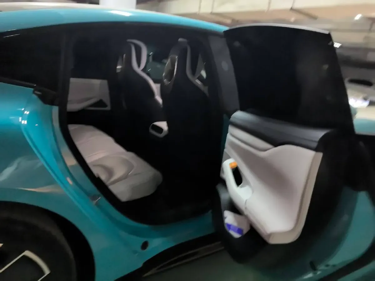 2024 MI SU7 BEV 94.3KWH,autocango,china used car exporter,china ev exporter,chinese used car exporter,chinese used ev exporter