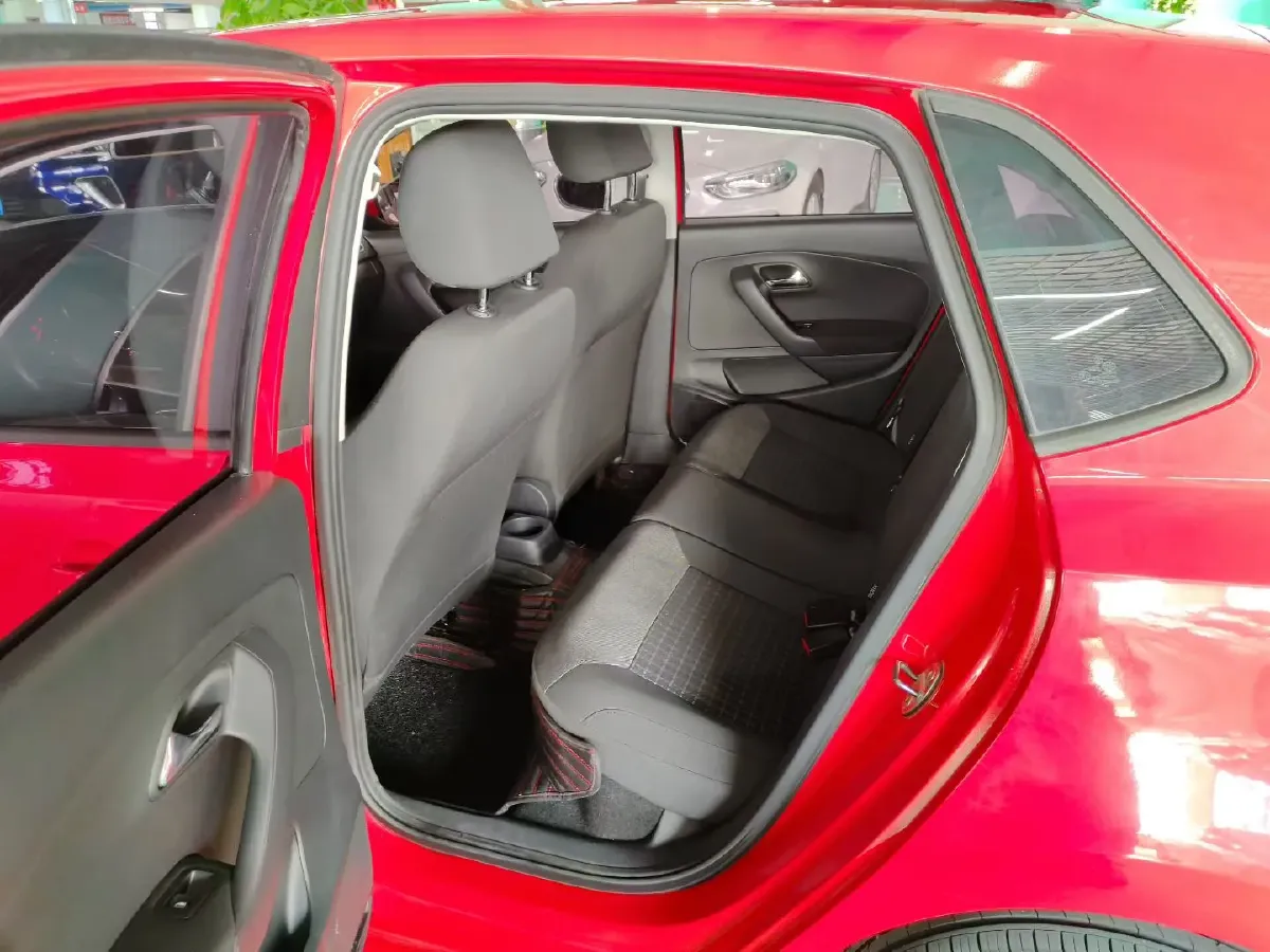 2016 Volkswagen Polo 1.6L 110HP L4 6AT,autocango,china used car exporter,china ev exporter,chinese used car exporter,chinese used ev exporter