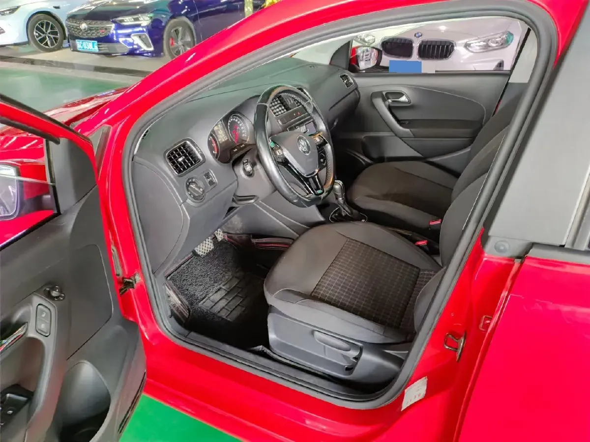 2016 Volkswagen Polo 1.6L 110HP L4 6AT,autocango,china used car exporter,china ev exporter,chinese used car exporter,chinese used ev exporter