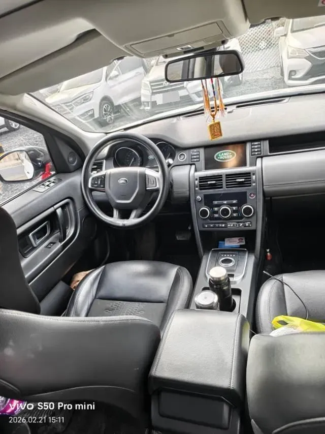 2018 Land Rover Discovery Sport 2.0T 241HP L4 9AT,autocango,china used car exporter,china ev exporter,chinese used car exporter,chinese used ev exporter