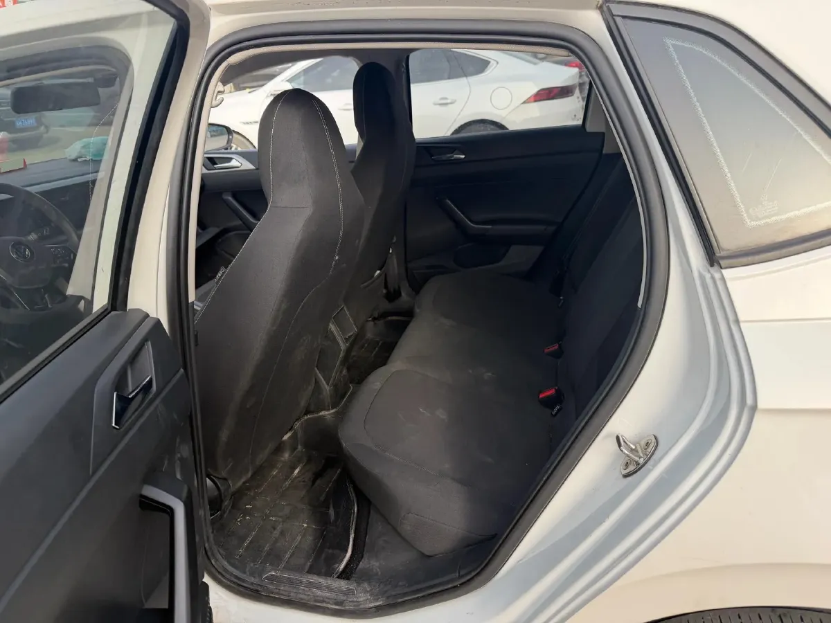 2023 Volkswagen Polo 1.5L 113HP L4 6AT,autocango,china used car exporter,china ev exporter,chinese used car exporter,chinese used ev exporter