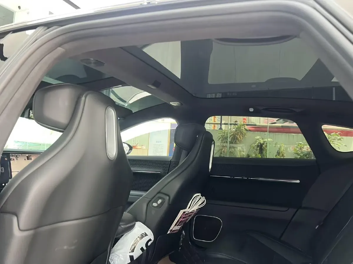 2024 Avatr 12 BEV 94.5KWH,autocango,china used car exporter,china ev exporter,chinese used car exporter,chinese used ev exporter