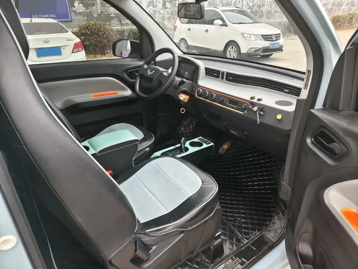 2020 WuLing HongGuang MINI EV BEV 9.3KWH,autocango,china used car exporter,china ev exporter,chinese used car exporter,chinese used ev exporter