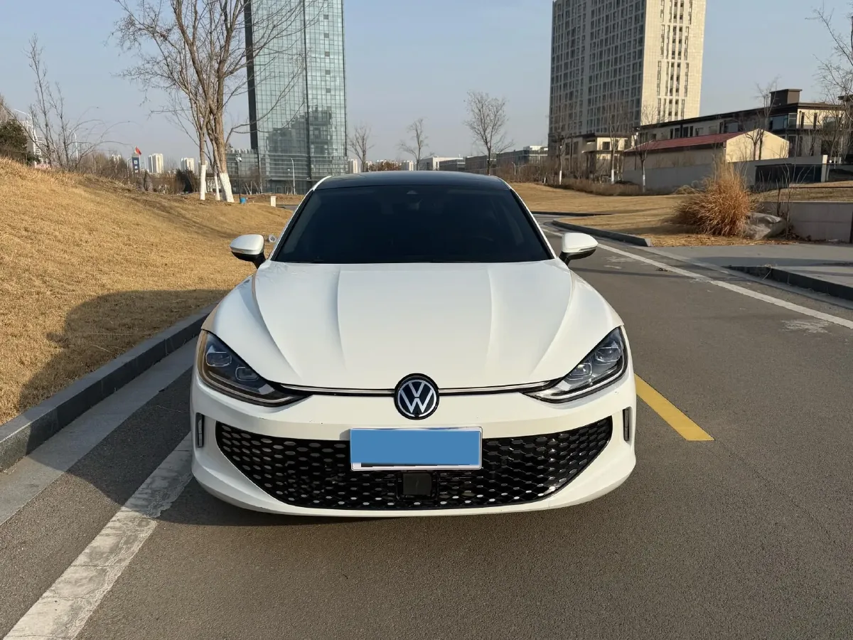 2024 Volkswagen Lamando 1.4T 150HP L4 7DCT,autocango,china used car exporter,china ev exporter,chinese used car exporter,chinese used ev exporter