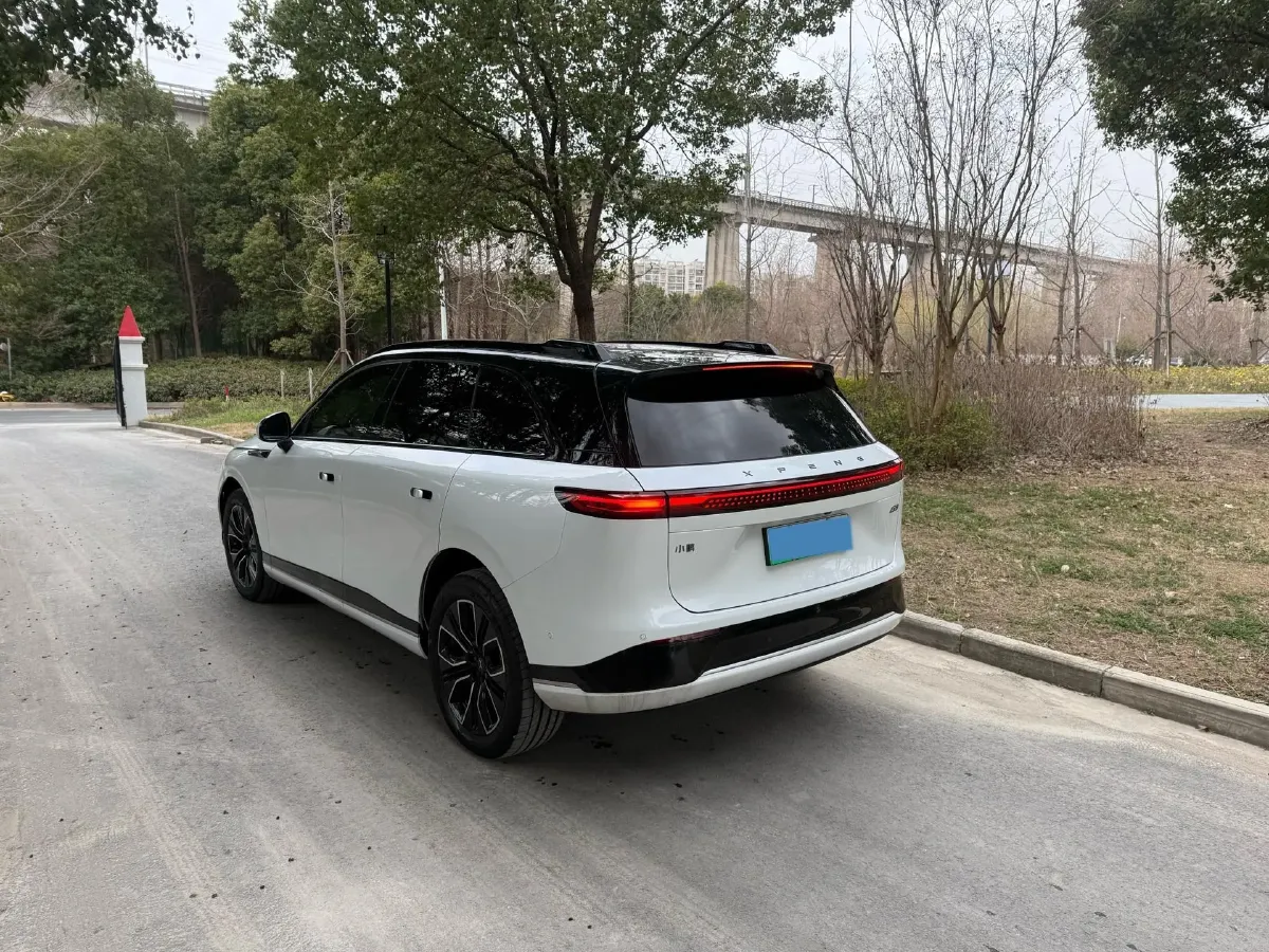 2025 Xpeng G9 BEV 93.1KWH,autocango,china used car exporter,china ev exporter,chinese used car exporter,chinese used ev exporter