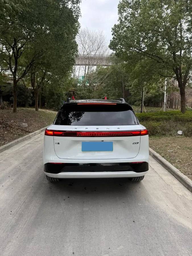 2025 Xpeng G9 BEV 93.1KWH,autocango,china used car exporter,china ev exporter,chinese used car exporter,chinese used ev exporter