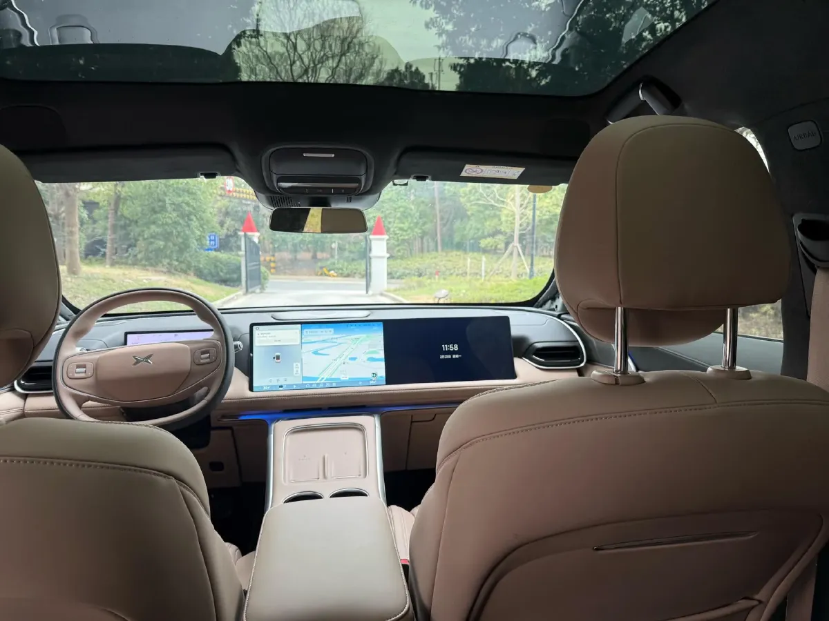 2025 Xpeng G9 BEV 93.1KWH,autocango,china used car exporter,china ev exporter,chinese used car exporter,chinese used ev exporter