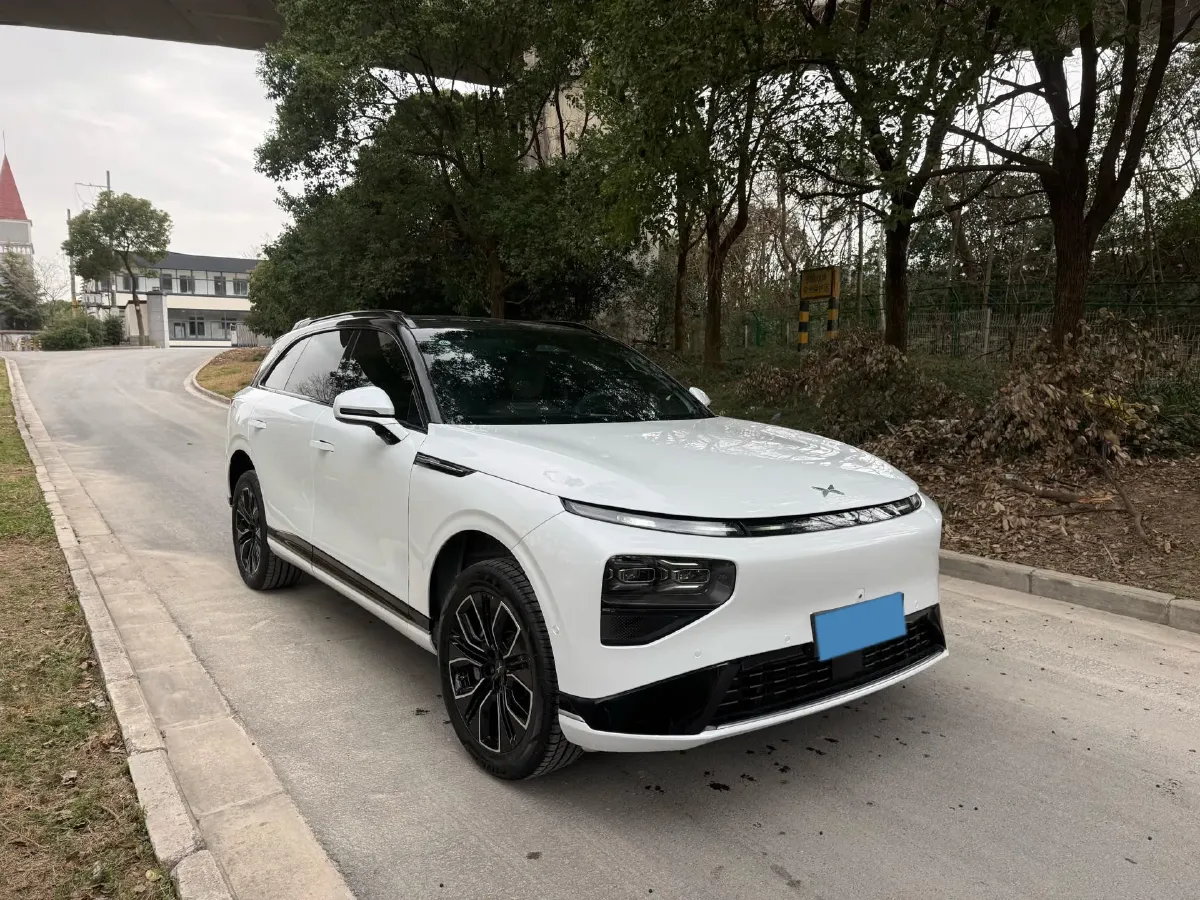 2025 Xpeng G9 BEV 93.1KWH,autocango,china used car exporter,china ev exporter,chinese used car exporter,chinese used ev exporter