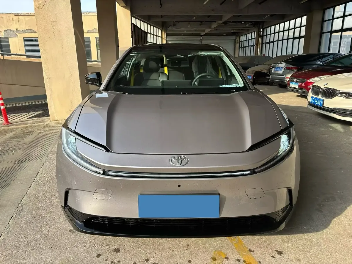 2025 Toyota bZ5 BEV,autocango,china used car exporter,china ev exporter,chinese used car exporter,chinese used ev exporter