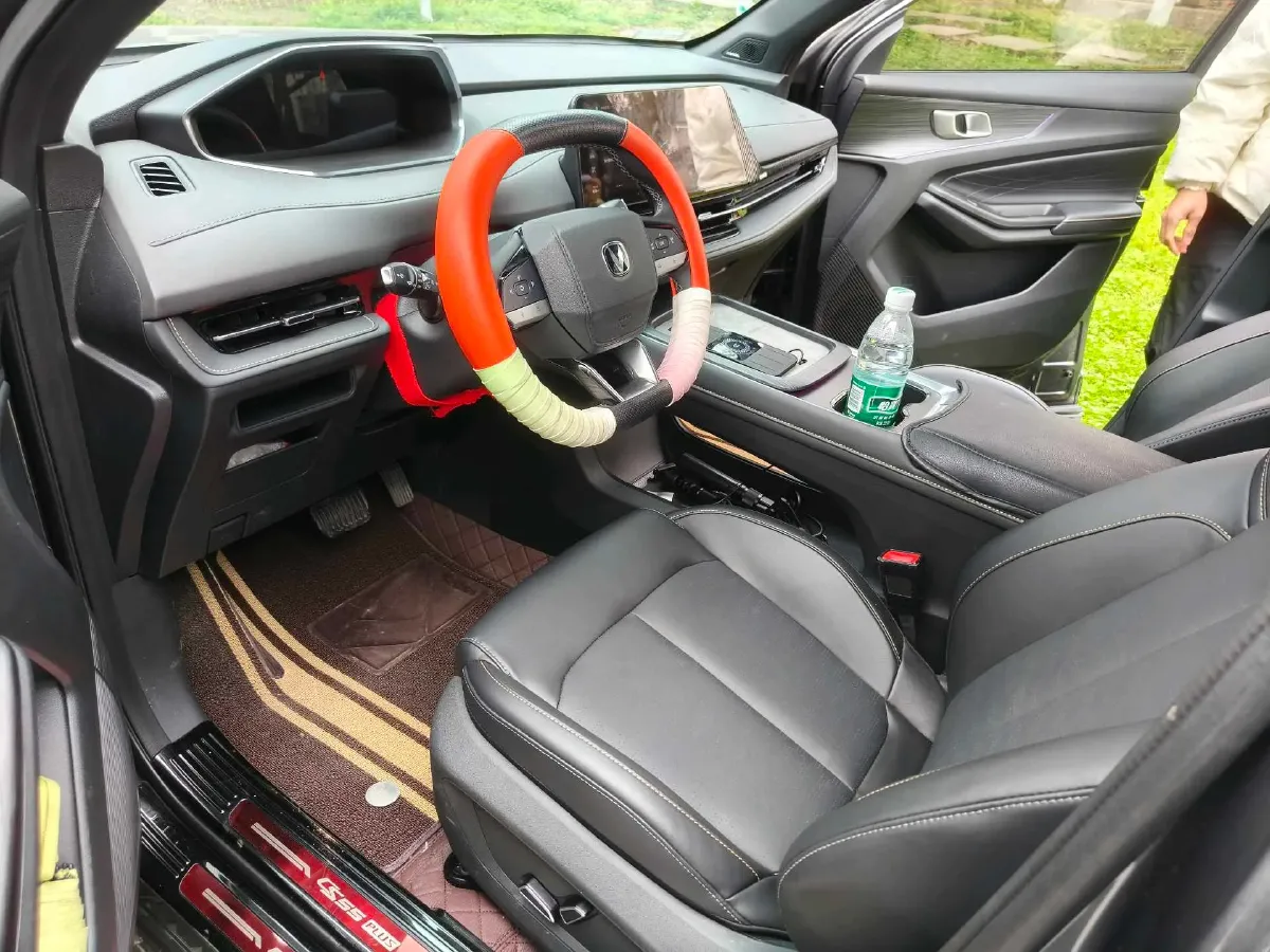 2025 ChangAn CS55PLUS PHEV 1.5L 98HP L4 E-CVT PHEV,autocango,china used car exporter,china ev exporter,chinese used car exporter,chinese used ev exporter