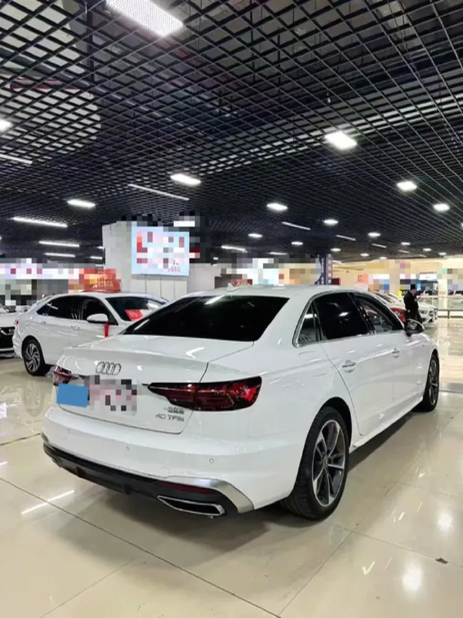 2023 Audi A4L 2.0T 190HP L4 7DCT,autocango,china used car exporter,china ev exporter,chinese used car exporter,chinese used ev exporter