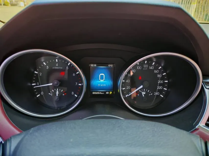 2019 Haval H6 Coupe 1.5T 169HP L4 7DCT,autocango,china used car exporter,china ev exporter,chinese used car exporter,chinese used ev exporter