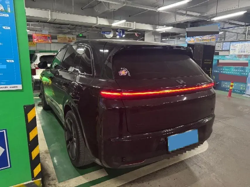 2023 Li L7 Range Extended 154HP REEV 40.9KWH,autocango,china used car exporter,china ev exporter,chinese used car exporter,chinese used ev exporter