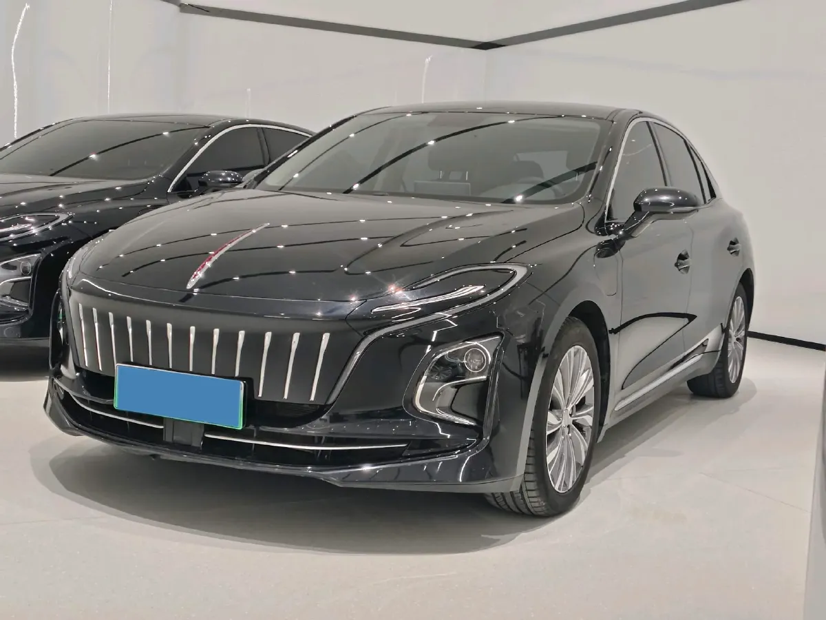 2024 HongQi E-QM5 BEV 72KWH,autocango,china used car exporter,china ev exporter,chinese used car exporter,chinese used ev exporter