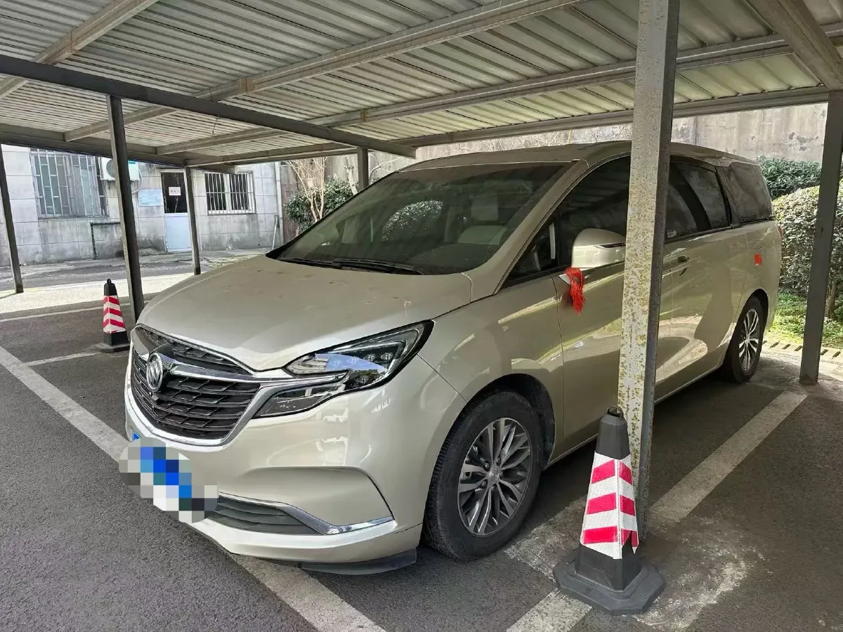 2022 Buick GL8 2.0T 237HP L4 9AT,autocango,china used car exporter,china ev exporter,chinese used car exporter,chinese used ev exporter