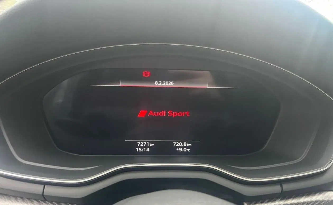 2024 Audi A4L 2.0T 190HP L4 7DCT,autocango,china used car exporter,china ev exporter,chinese used car exporter,chinese used ev exporter