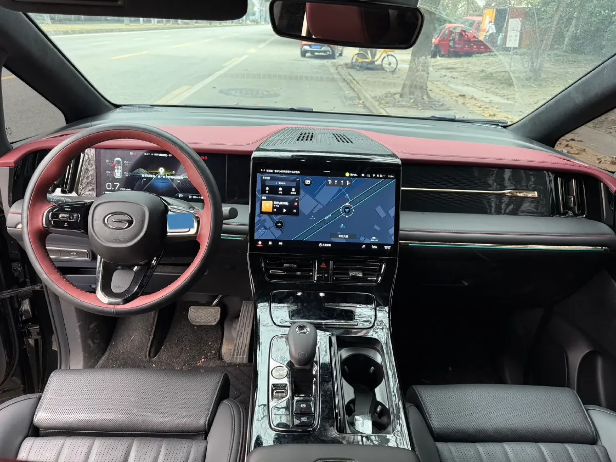 2024 GAC Trumpchi M8 2.0T 252HP L4 8AT,autocango,china used car exporter,china ev exporter,chinese used car exporter,chinese used ev exporter