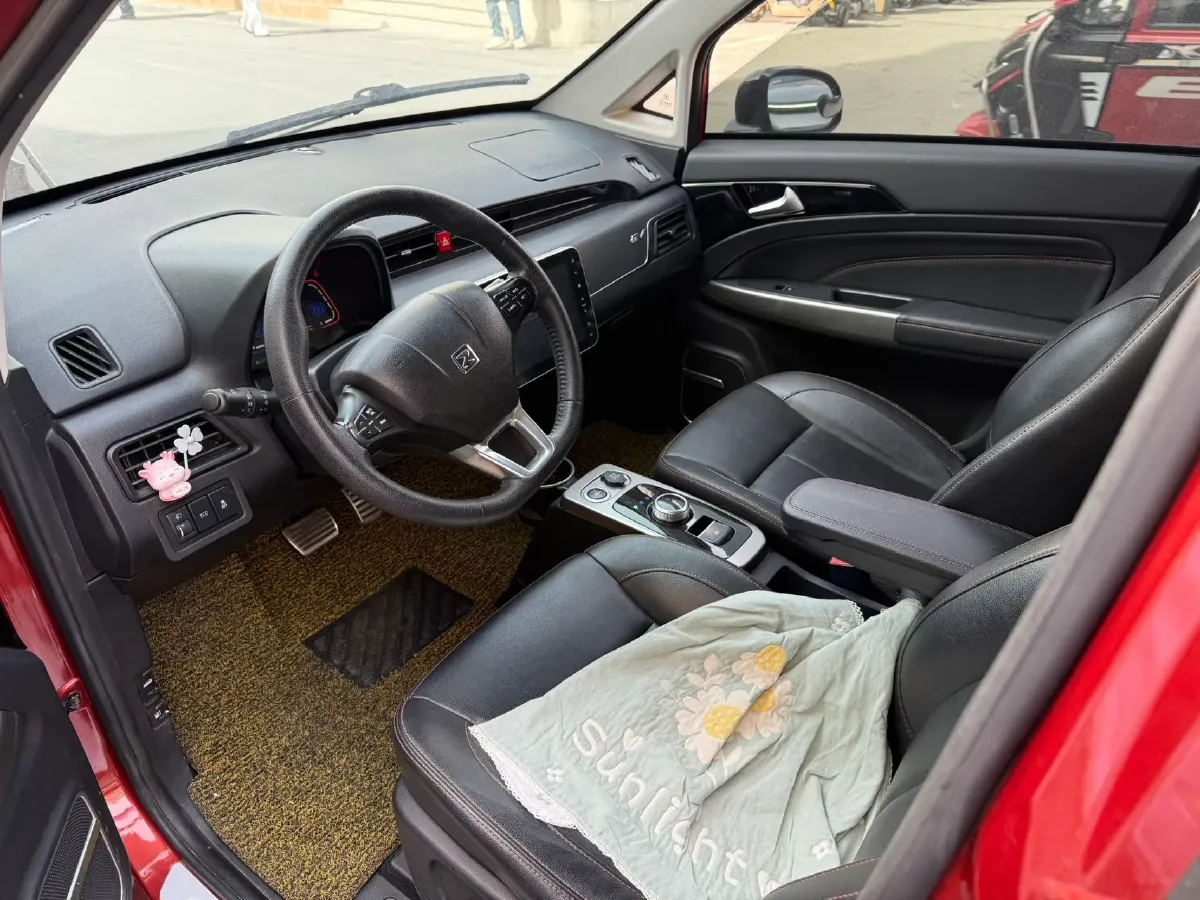 2018 Zotye T300 BEV 42.7KWH,autocango,china used car exporter,china ev exporter,chinese used car exporter,chinese used ev exporter